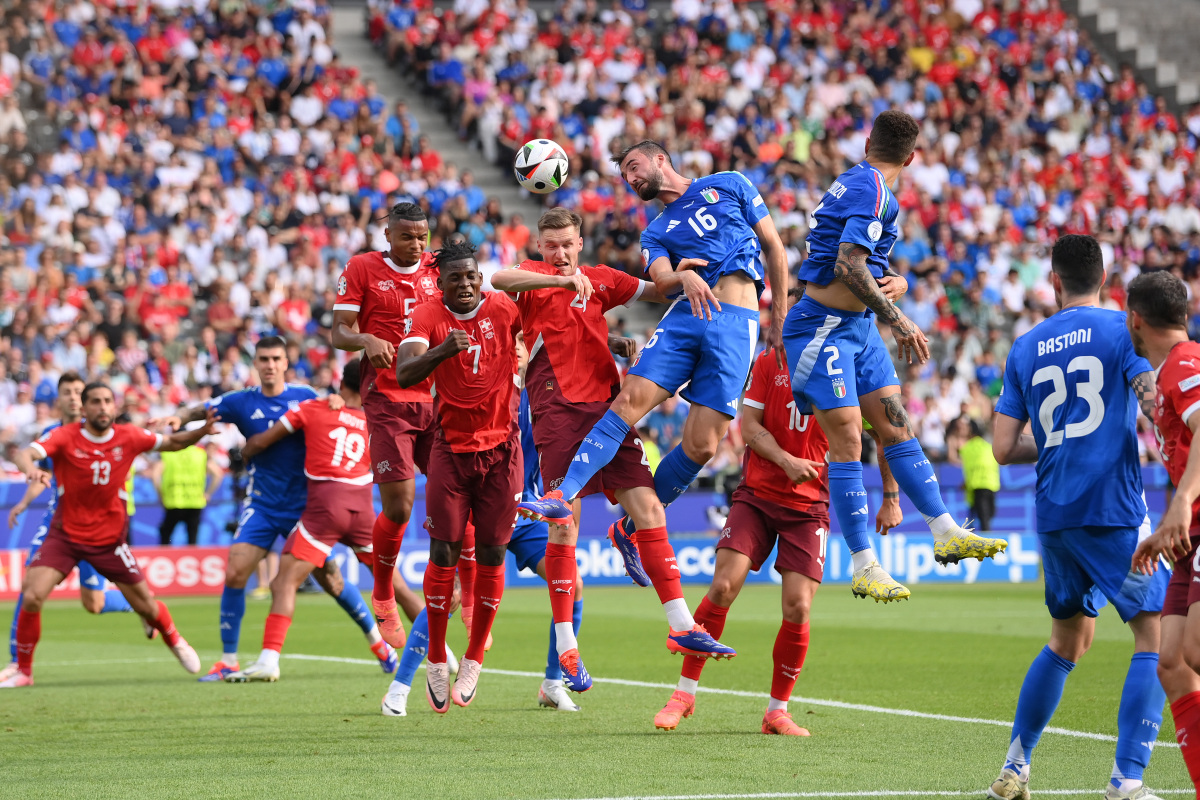 关于赛地聚焦：欧洲杯今晚热度飙升，英格兰国家队状态回暖，赛场秩序良好，训练强度显著提升的信息-开云官方网站